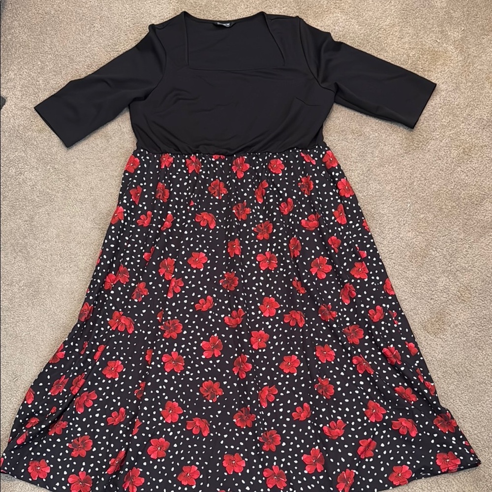 BloomChic Black and Red Floral Maxi Dress